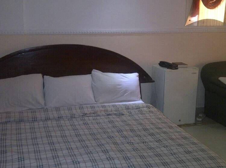 هتل Our Home Suite