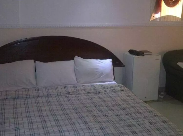 هتل Our Home Suite