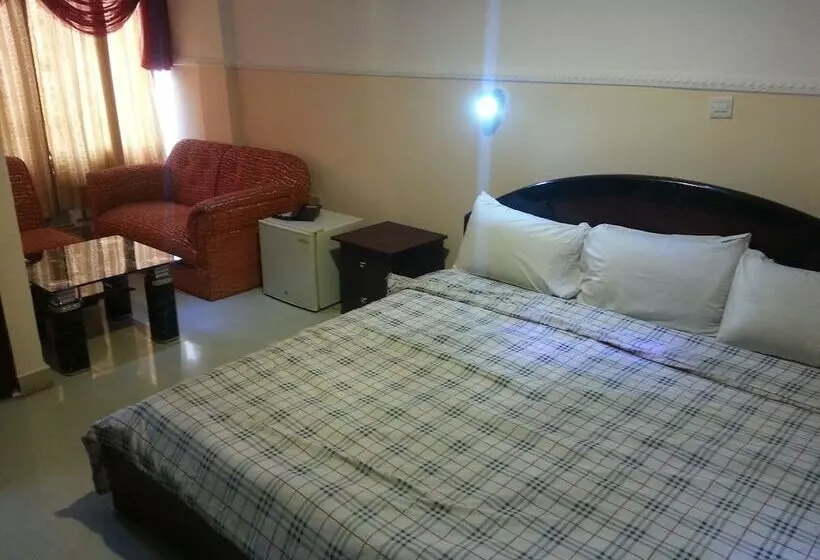 هتل Our Home Suite