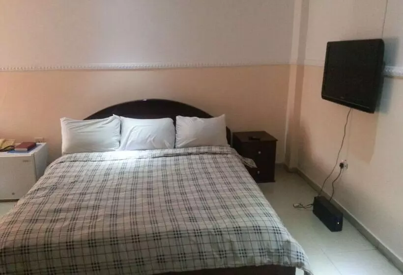 هتل Our Home Suite