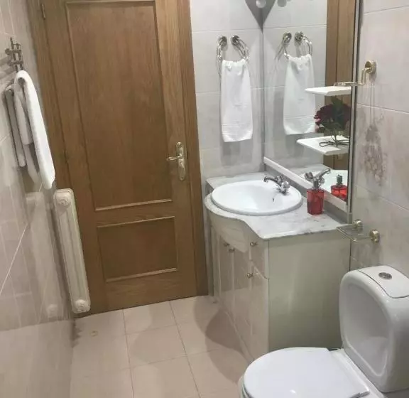 ホテル Pension Logroño