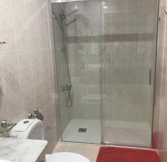 هتل Pension Logroño