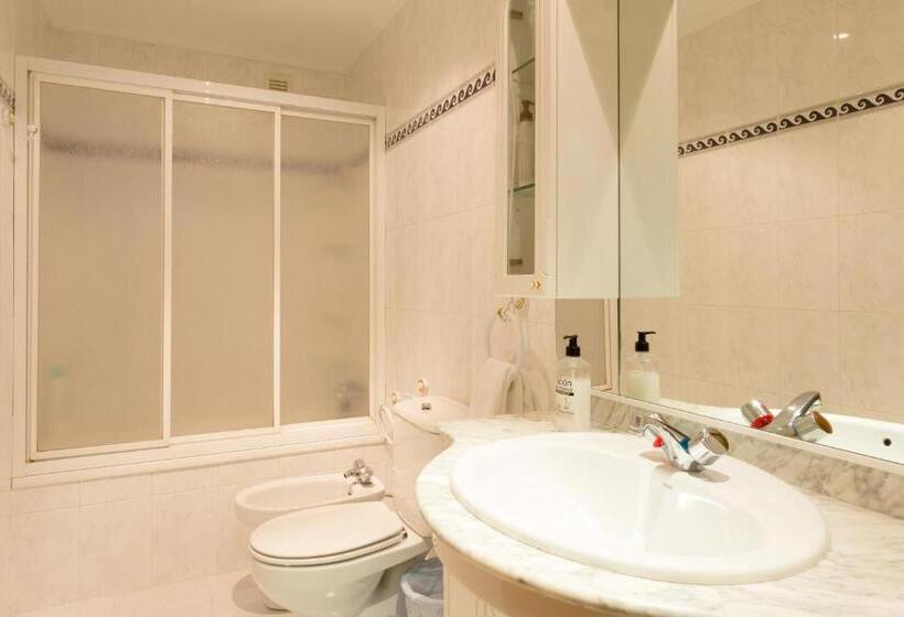 هتل Pension Logroño