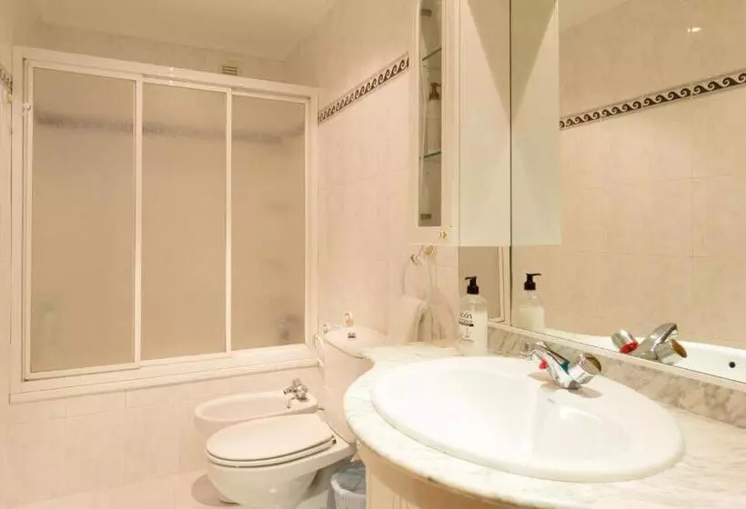 ホテル Pension Logroño