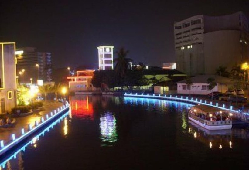 Hotel River One Residence   Hostel