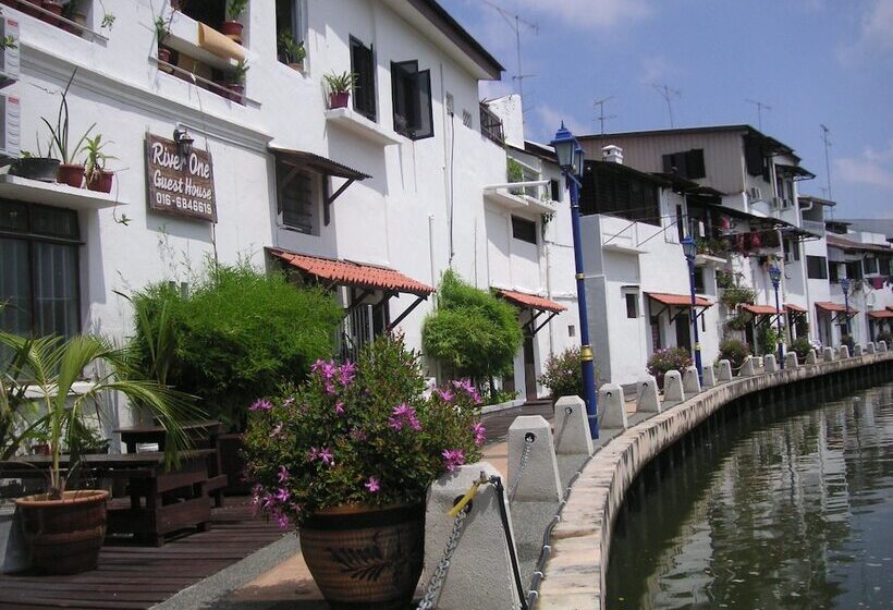 Hotel River One Residence   Hostel