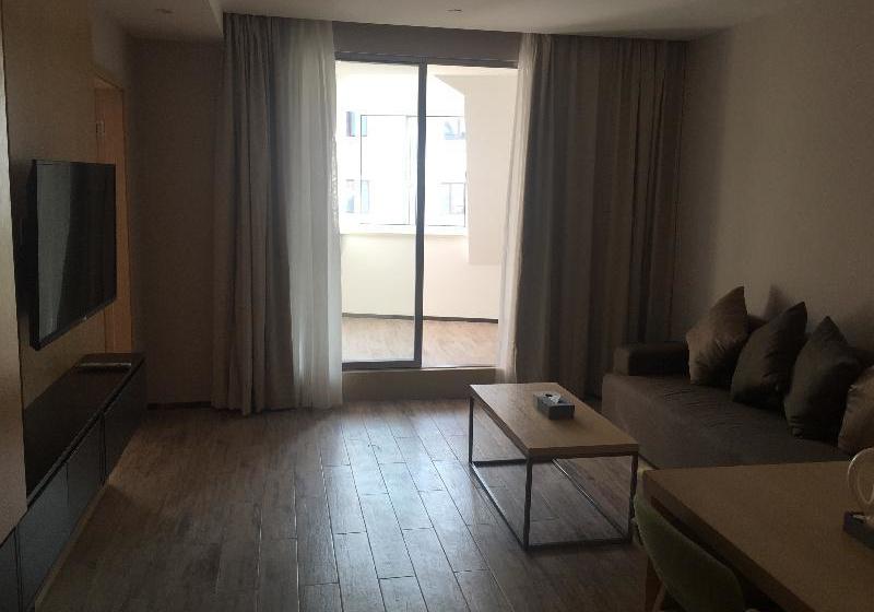 Fotos del hotel Rongju:  3