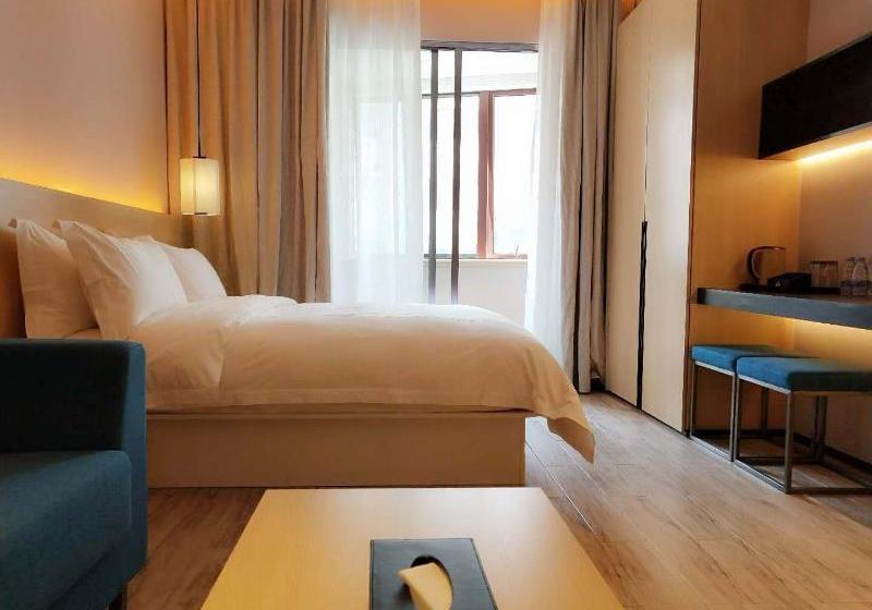 Fotos del hotel Rongju:  5