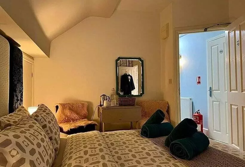 Hotelli Summerhill Guest House