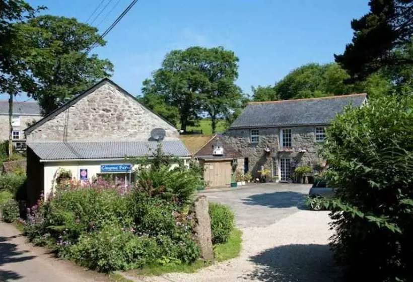 هتل The Barn