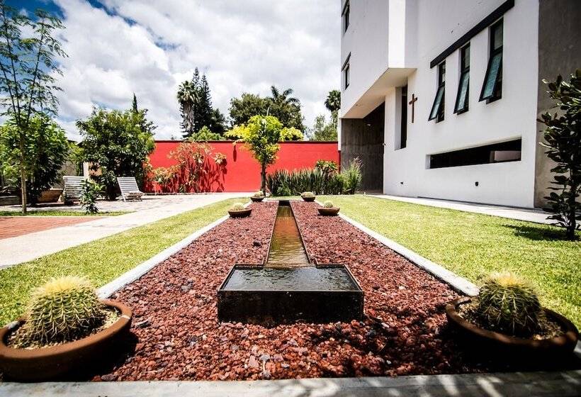 Maria Ines Hotel Suite