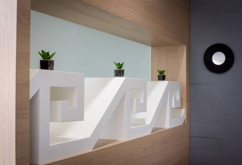 Maria Ines Hotel Suite