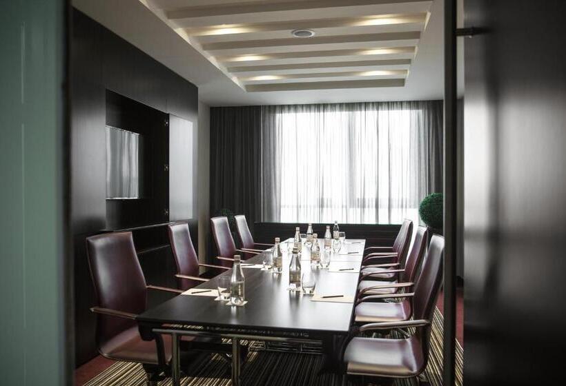 Hotel Centro Salama Jeddah By Rotana