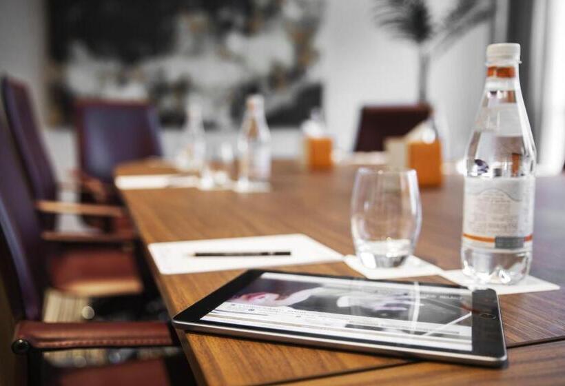 Hotel Centro Salama Jeddah By Rotana