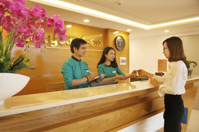 Merry Land Hotel Da Nang
