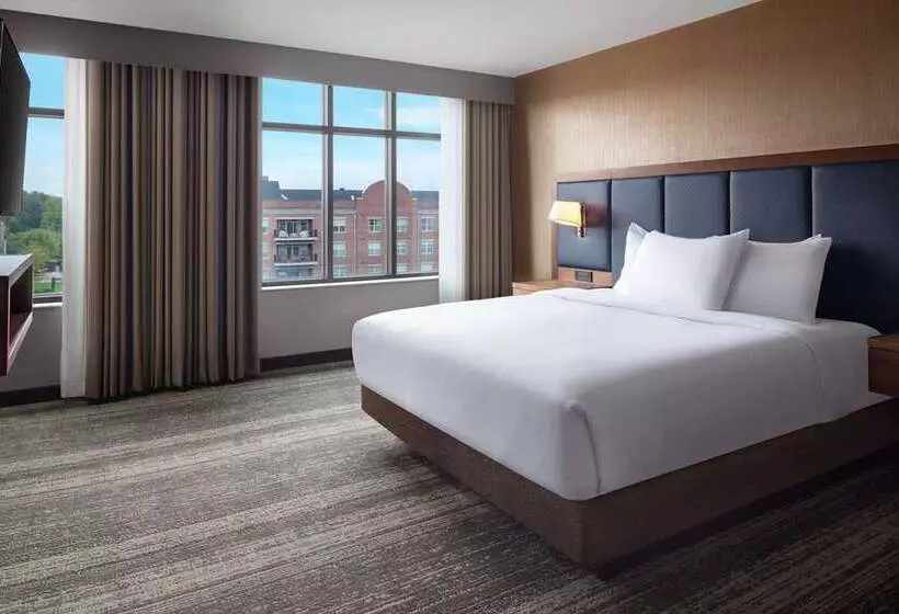 ホテル Embassy Suites By Hilton South Bend At Notre Dame