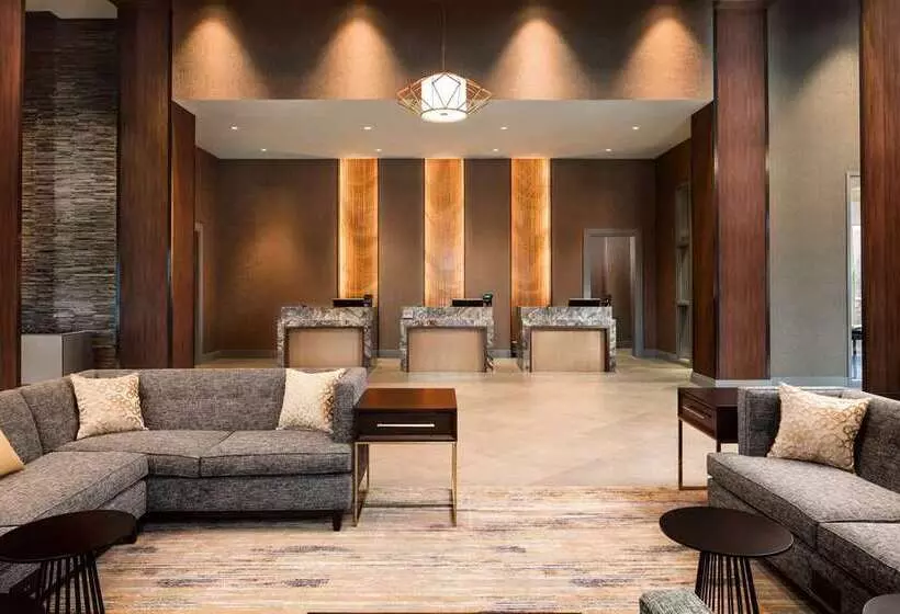 ホテル Embassy Suites By Hilton South Bend At Notre Dame