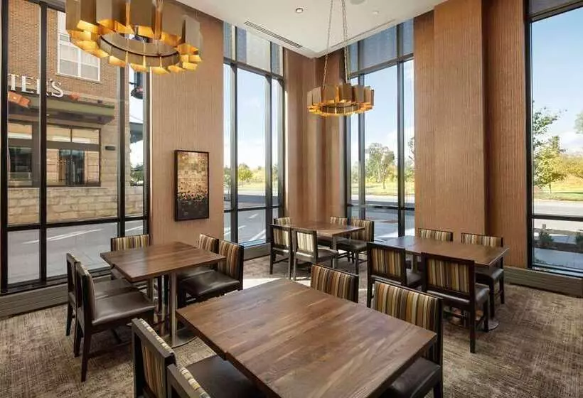 ホテル Embassy Suites By Hilton South Bend At Notre Dame
