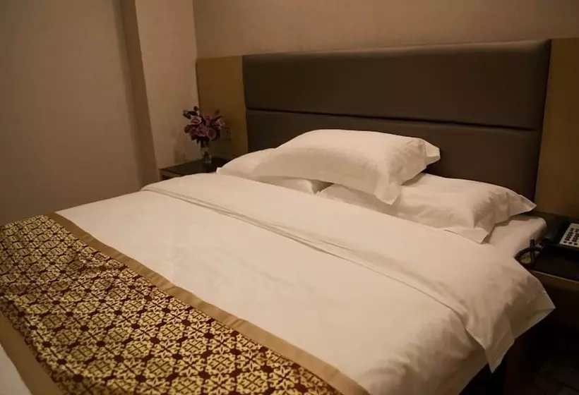 ホテル Greentree Inn Shantou Jinping District Leshan Road