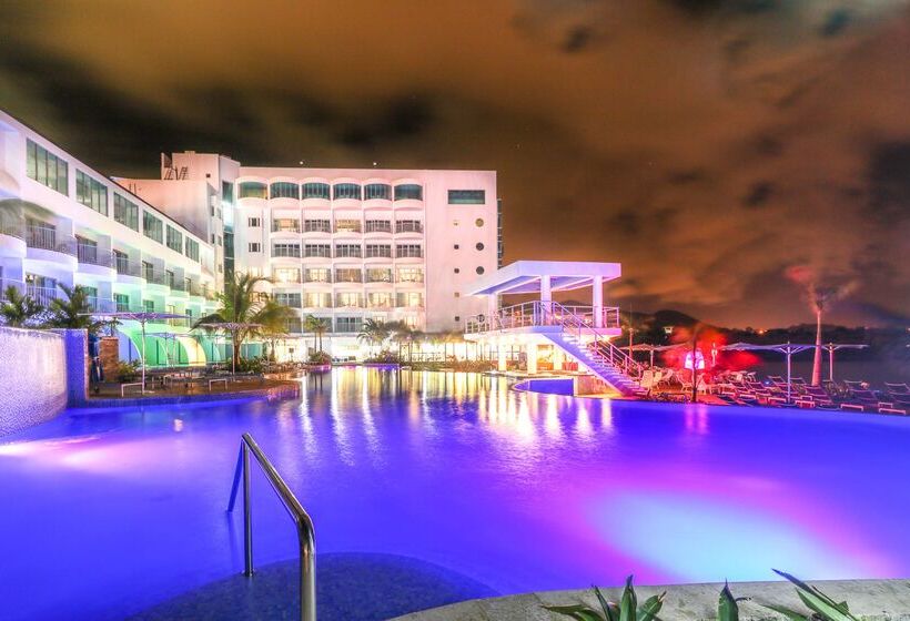 هتل Harbor Club St. Lucia, Curio Collection By Hilton