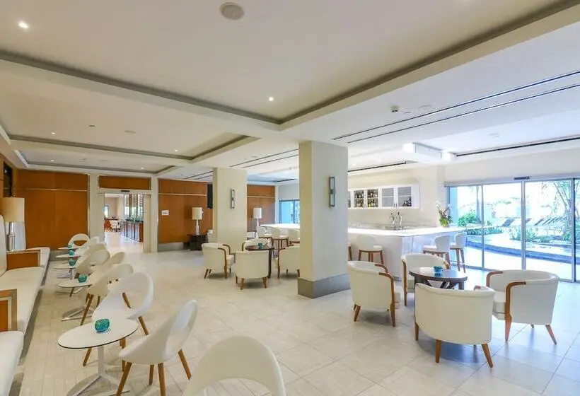 هتل Harbor Club St. Lucia, Curio Collection By Hilton