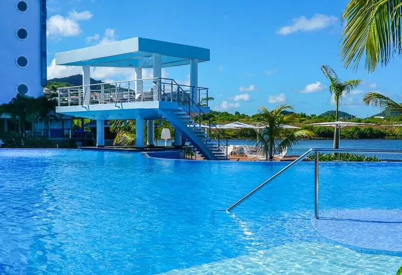 هتل Harbor Club St. Lucia, Curio Collection By Hilton