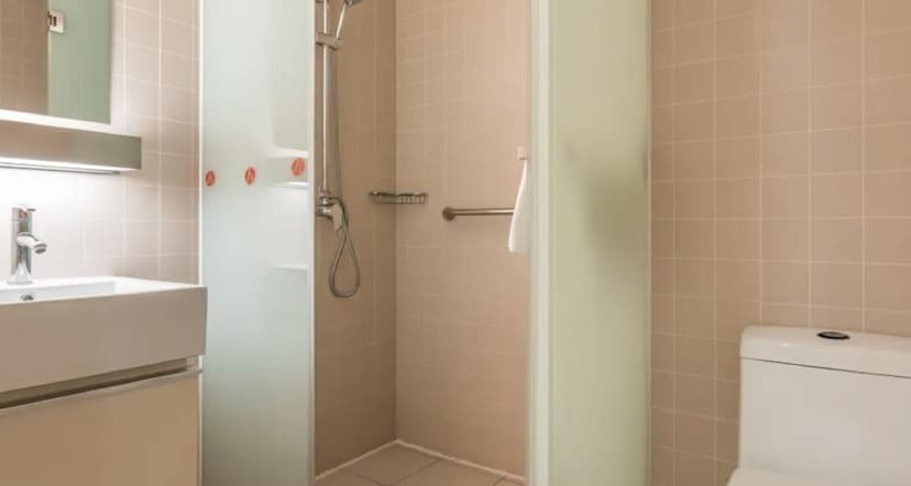 Otel Jinjiang Inn Shanghai Xintiandi Xizang South Road