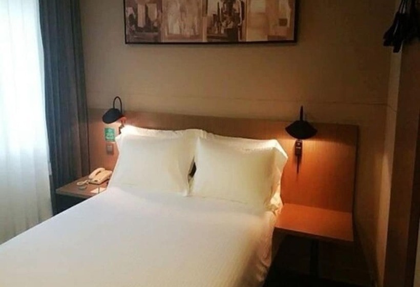 Otel Jinjiang Inn Shanghai Xintiandi Xizang South Road