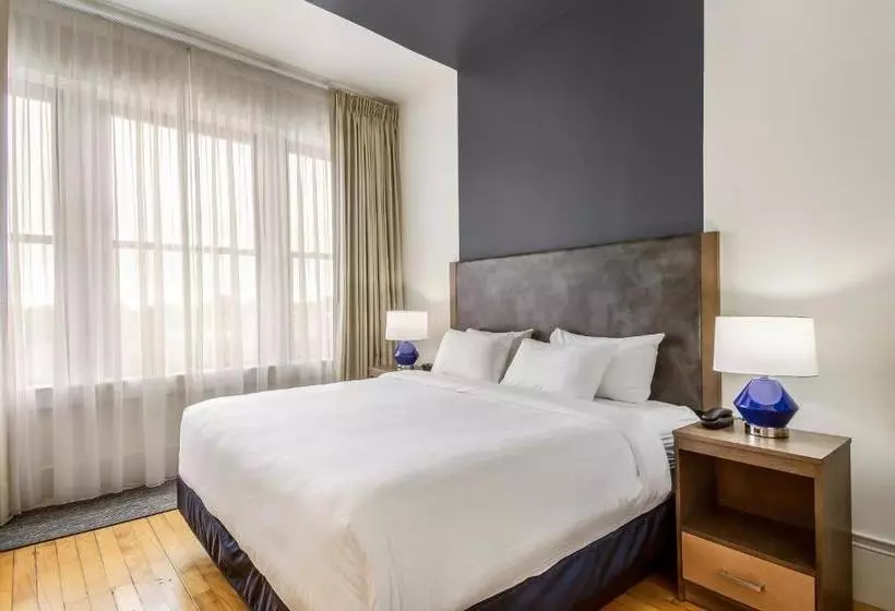 New Bedford Harbor Hotel, Ascend Hotel Collection