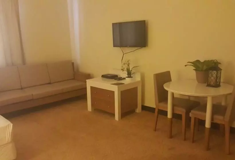 Hotel One Pacific