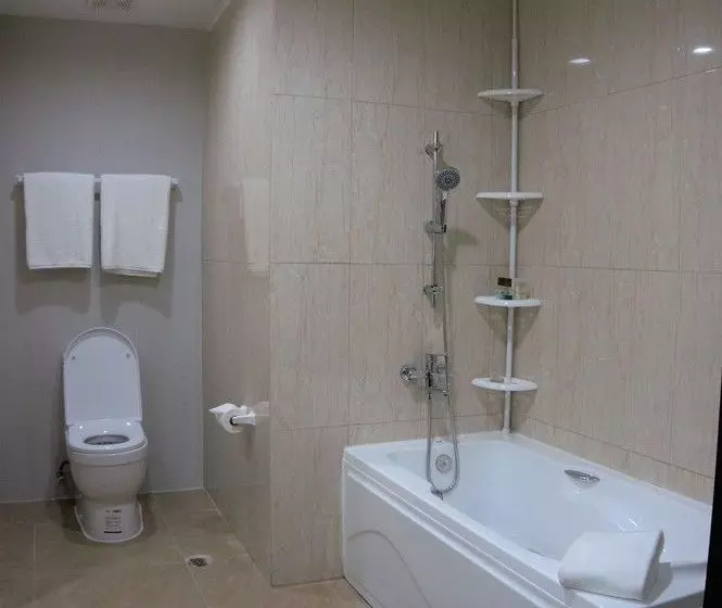 Hotel One Pacific