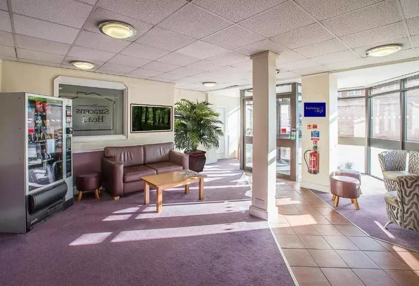 Hotelli Redwings Lodge Solihull