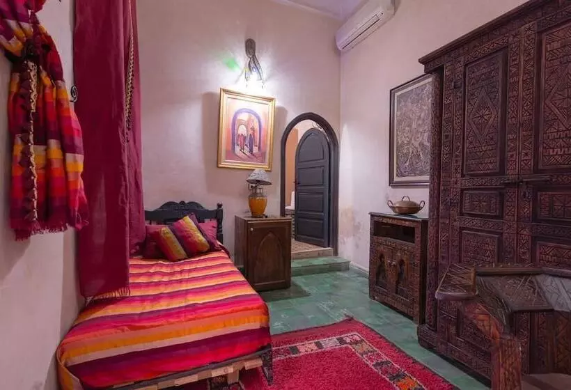 هتل Riad Lalla Khiti
