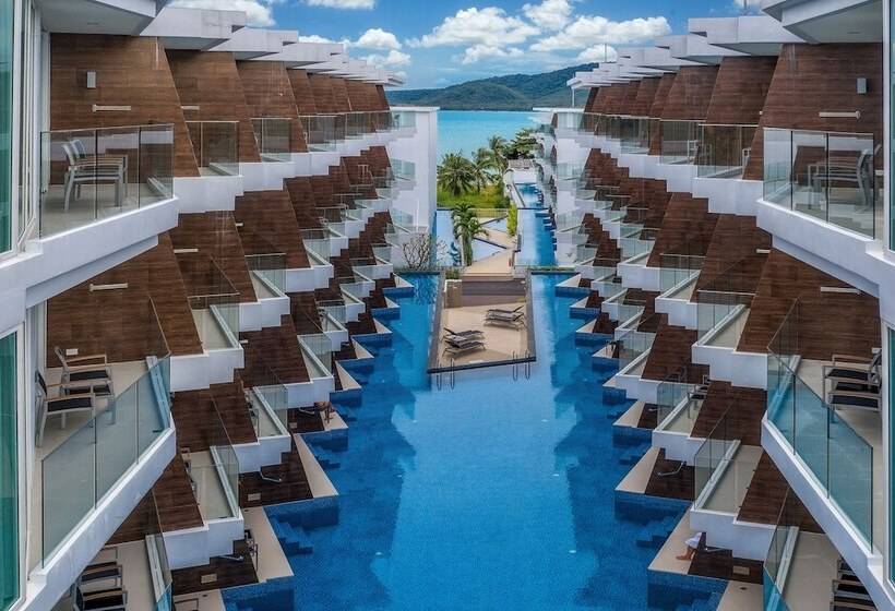 The Beachfront Hotel Phuket