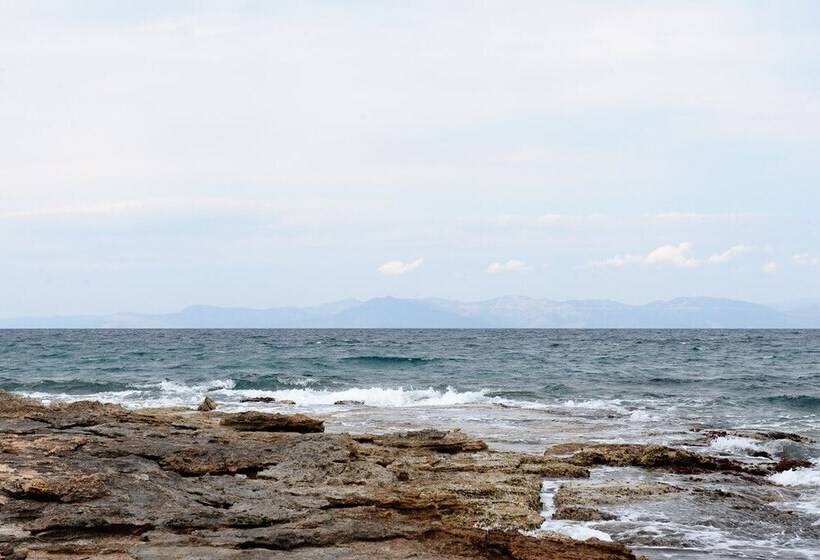 Peris Beach Villa Galaxy Near Athens Airport