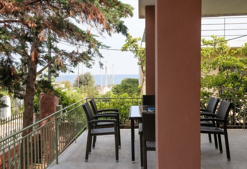 Peris Beach Villa Galaxy Near Athens Airport