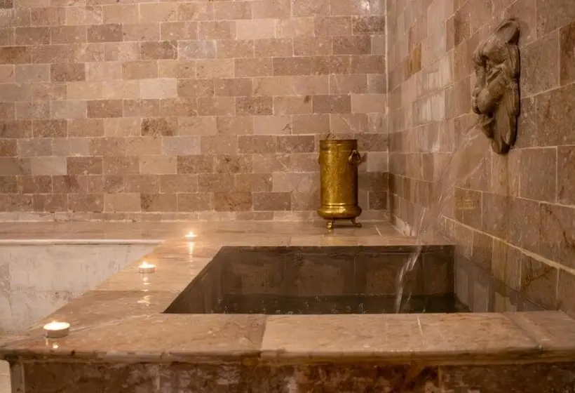 Charme Hotel La Foret