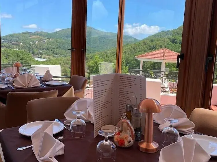 Charme Hotel La Foret