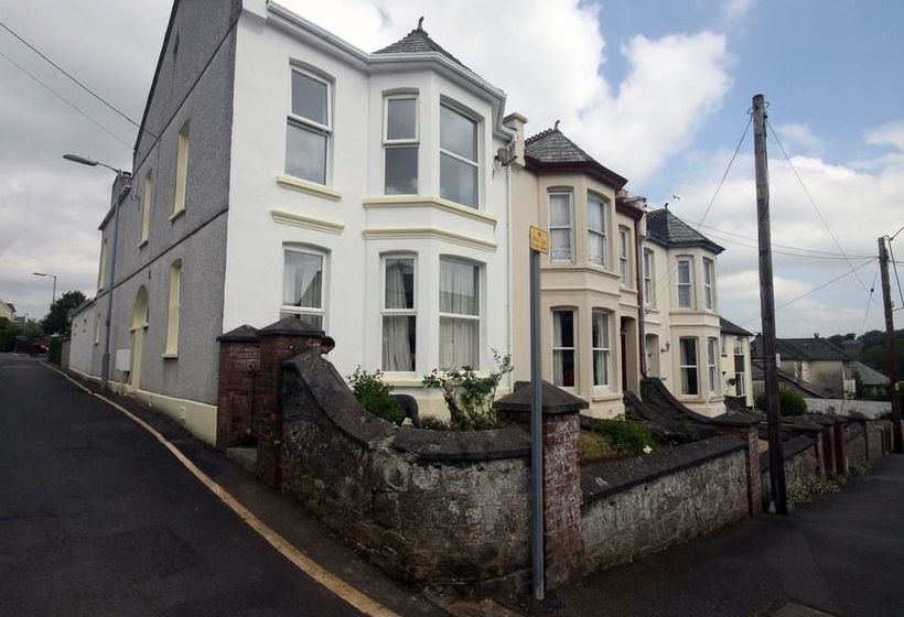 Отель Barkleys B&b