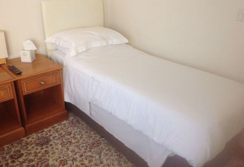 Отель Barkleys B&b