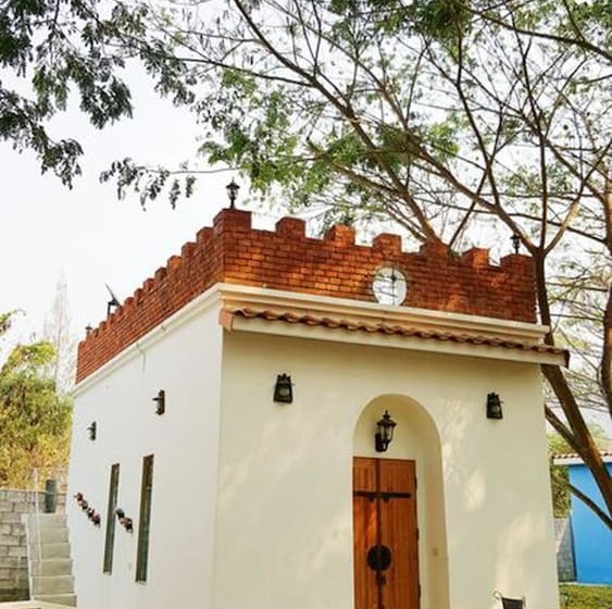 בית מלון כפרי Ozono Resort