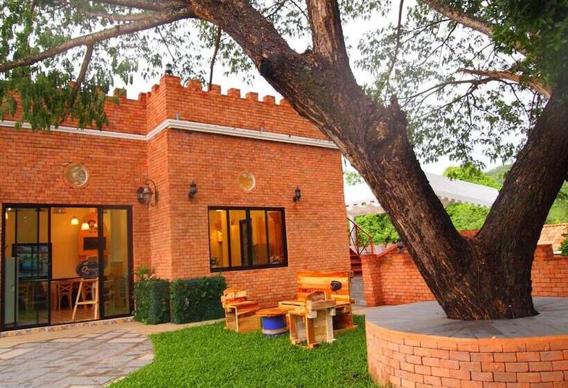 בית מלון כפרי Ozono Resort