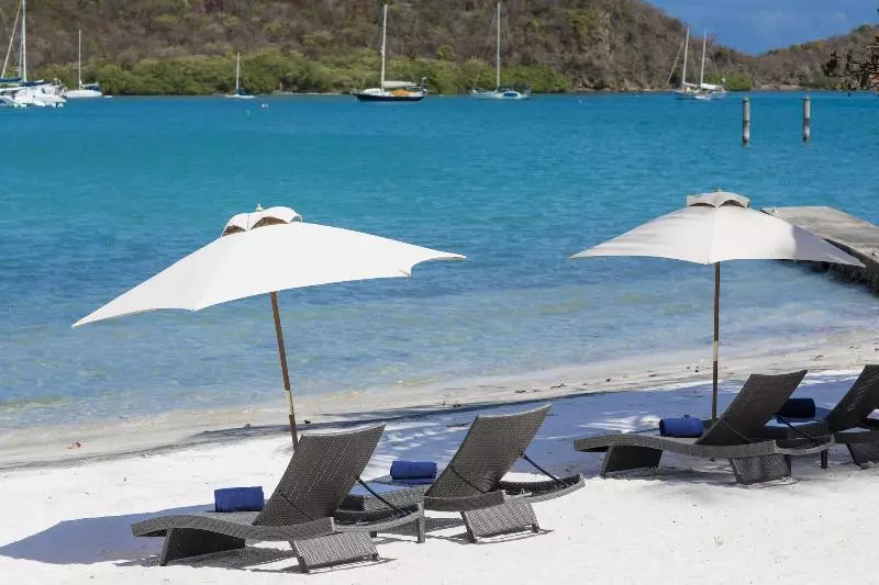 Secret Harbour Boutique Hotel And Marina