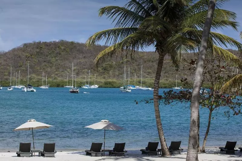 Secret Harbour Boutique Hotel And Marina