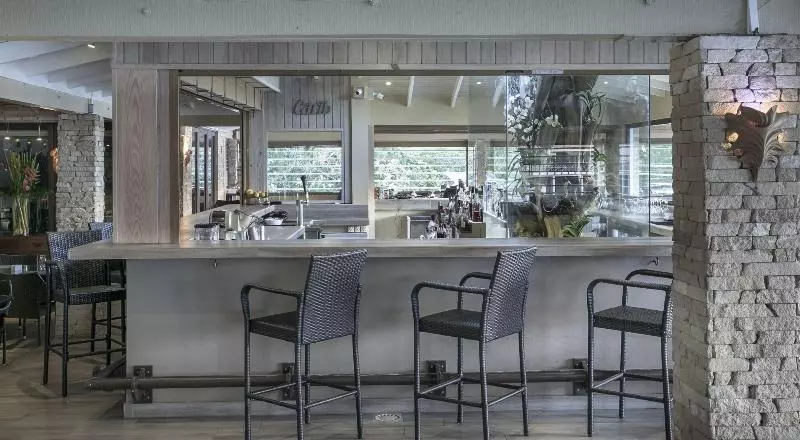 Secret Harbour Boutique Hotel And Marina