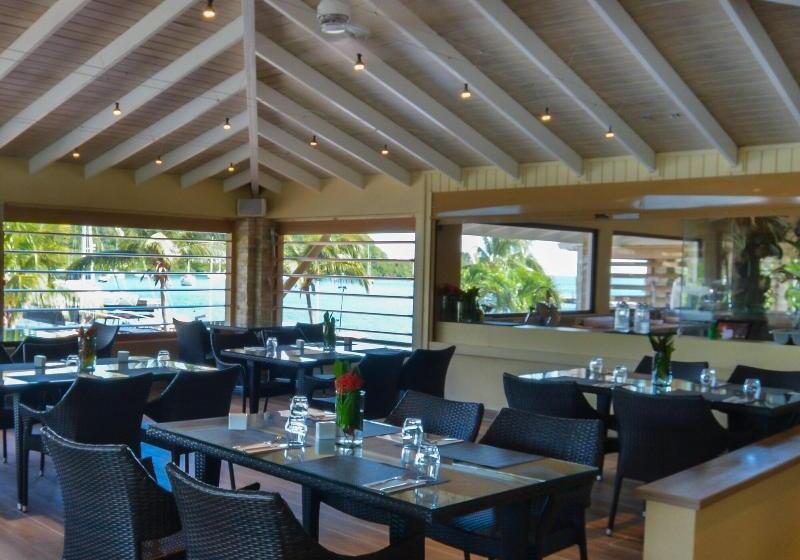 Secret Harbour Boutique Hotel And Marina