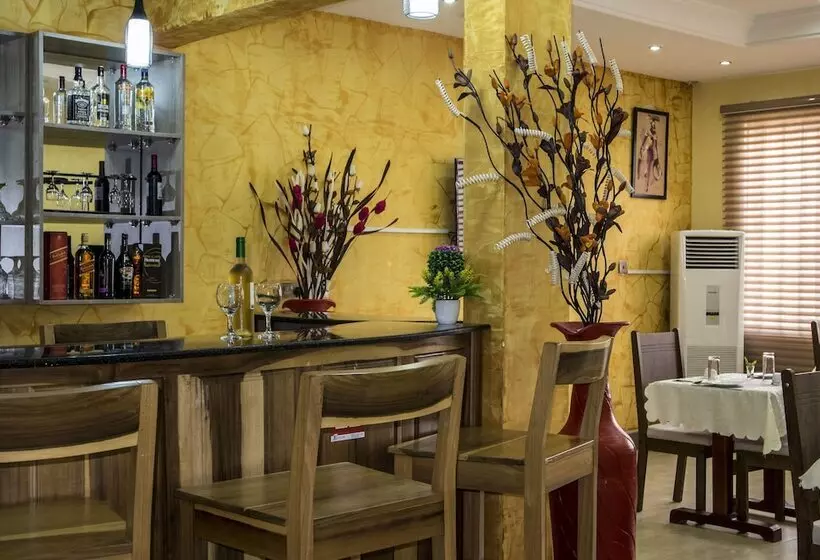 Hotelli Villa Angellia Boutique