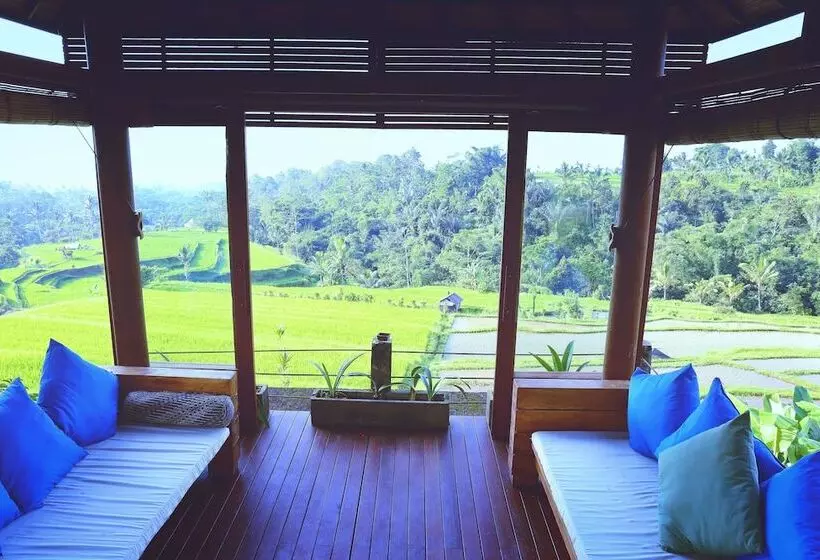 ホテル Village Above The Clouds