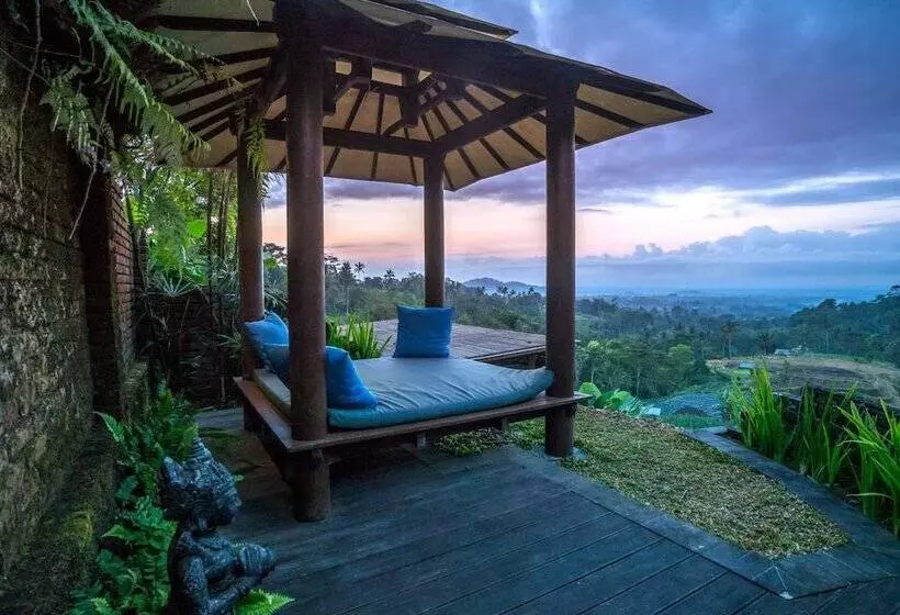 ホテル Village Above The Clouds