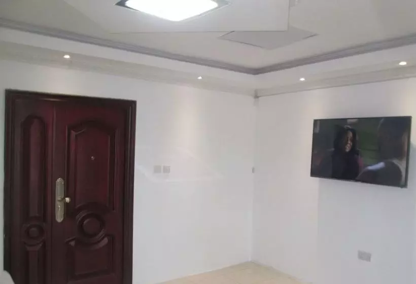 King Base Guesthouse B & B